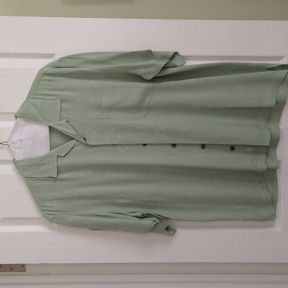 Tommy Bahama 100% Silk Camp Shirt, men's M